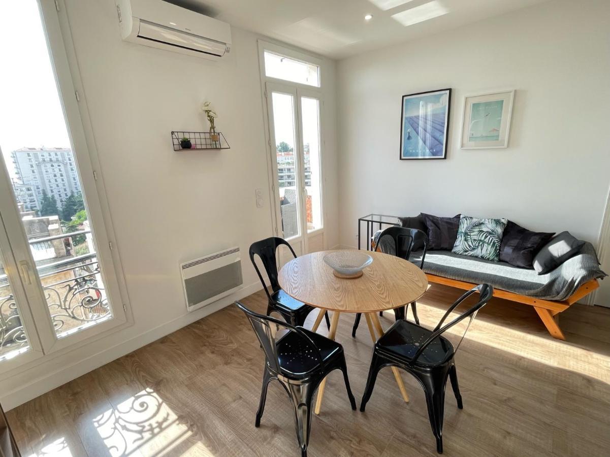 Nice Renting - Cambrai - Luxurious Sea View Terrasse - King Bed - Parking - Ac - Fully Equipped Zewnętrze zdjęcie
